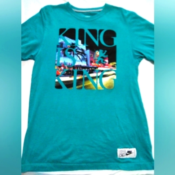 Nike LeBron King is King Miami Vice DriFit - Picture 1 of 2
